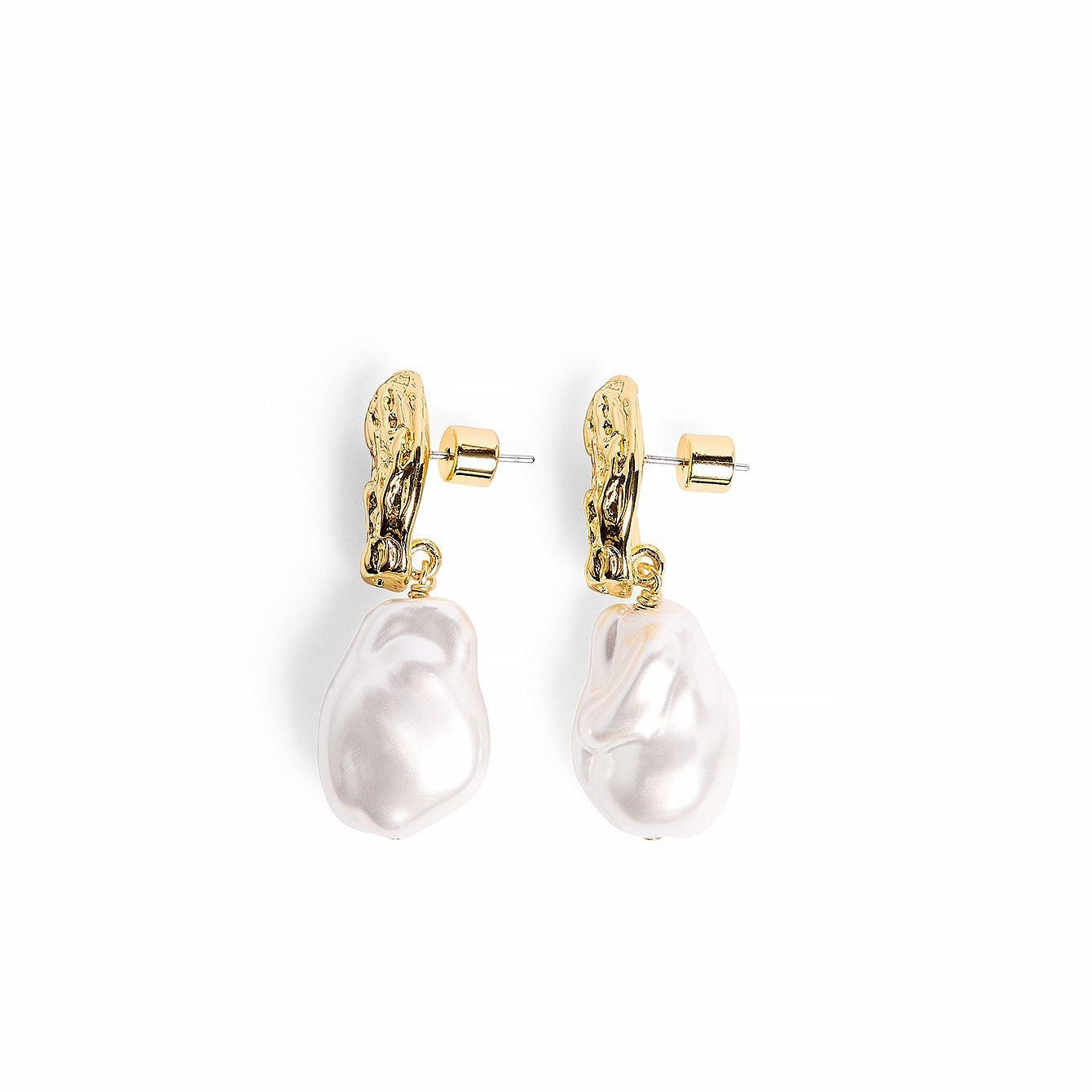 Sculpted Pearl Earrings